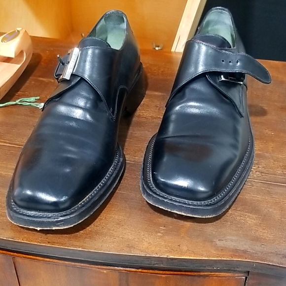 Bruno Magli Shoes main image 4